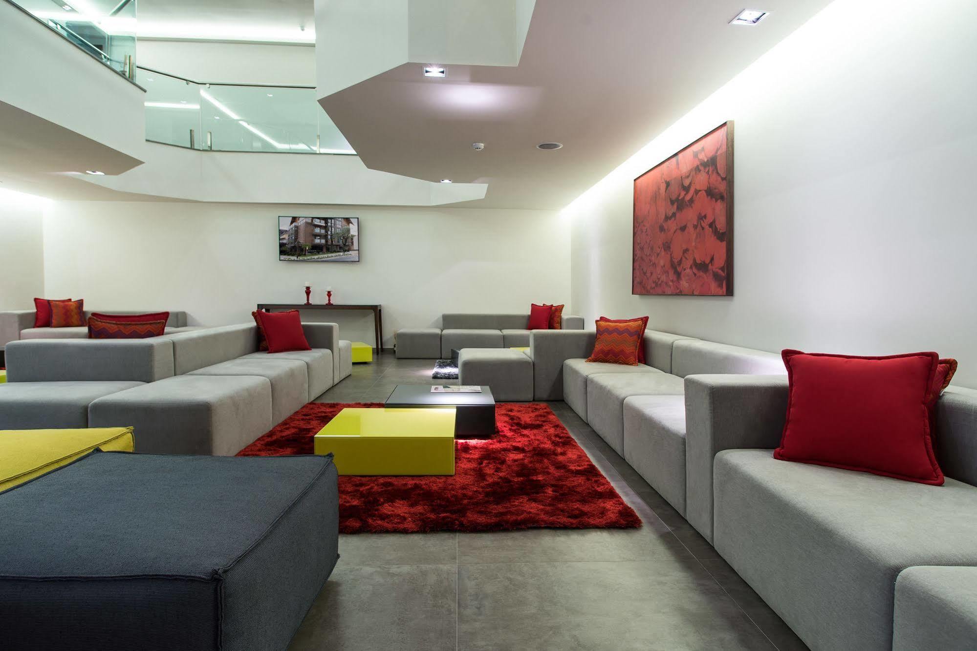 Hotel Laghetto Stilo Centro Gramado Ngoại thất bức ảnh The interior of the lounge